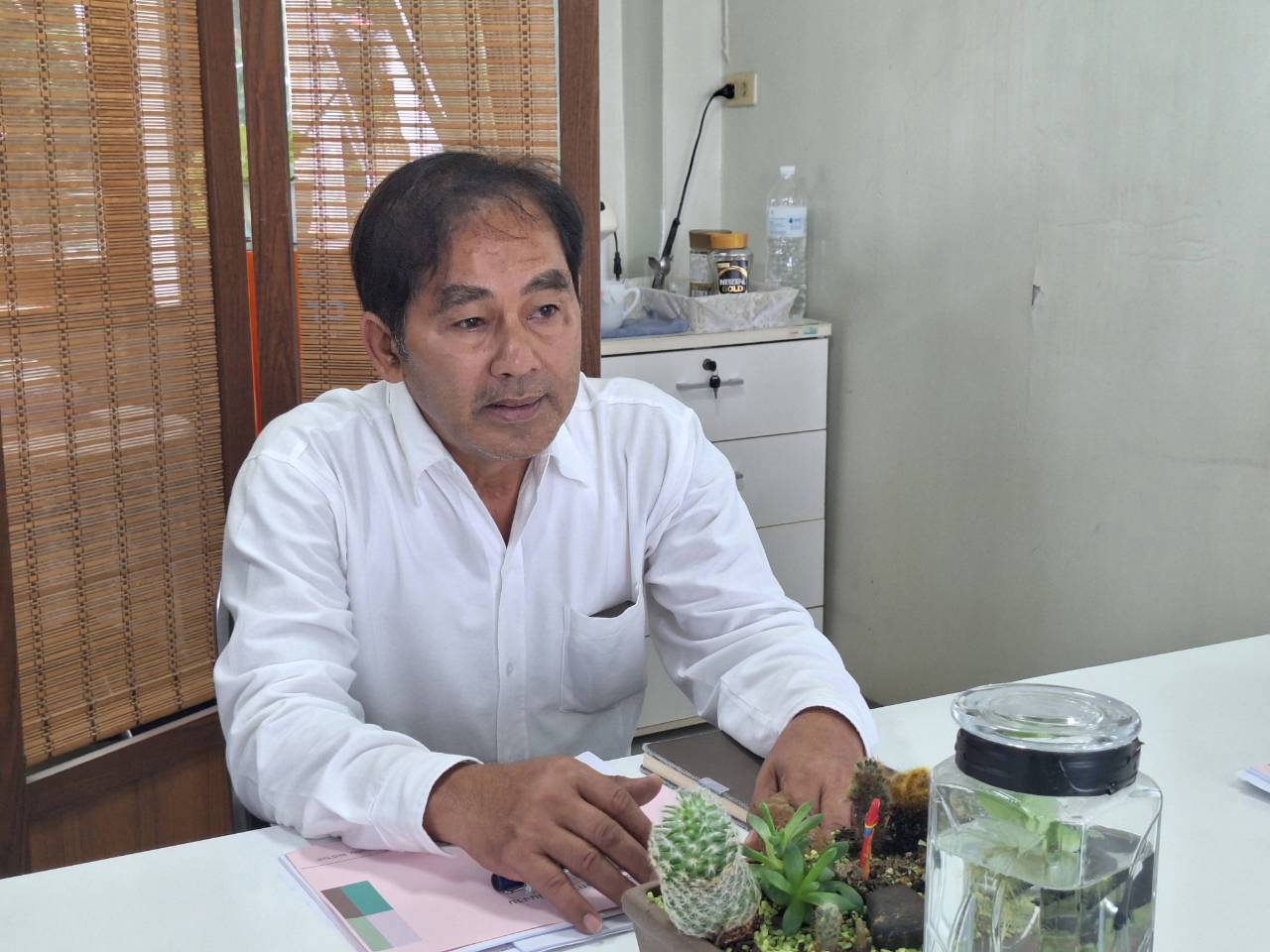 title - ผู้ตรวจราชการ ส.ป.ก. ลงพื้นที่จังหวัดสกลนคร ประชุมติดตามความก้าวหน้าผลการดำเนินงาน พร้อมตรวจเยี่ยมให้กำลังใจเกษตรกรในเขตปฏิรูปที่ดิน 